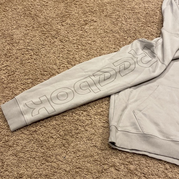 Reebok Hoodie - Picture 3 of 5